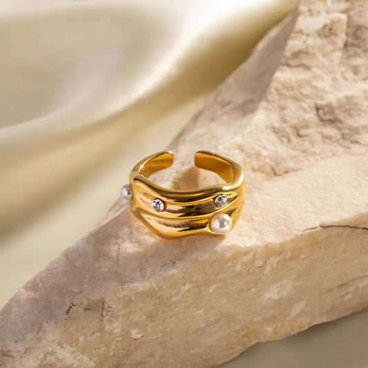 Nina Pearl & Diamond Ring 18k Gold Plated