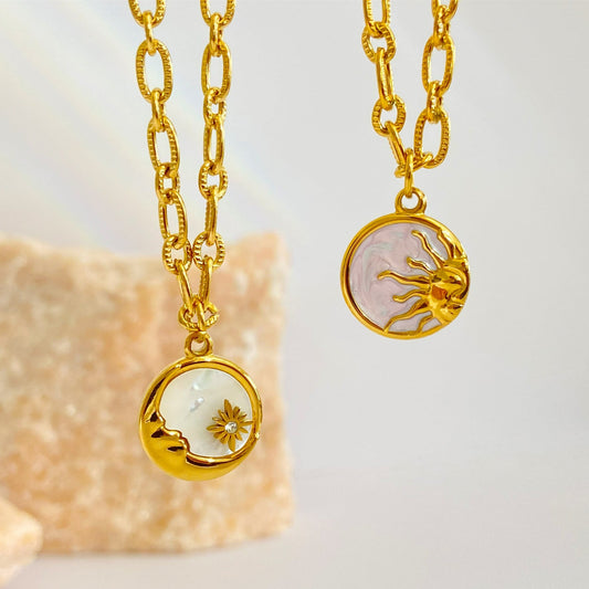 Too The Moon & Stars Pendent Necklace 18k Gold Plated